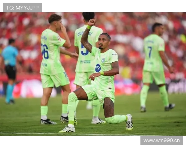 拉菲尼亚在高位压迫体系中的反抢与回防贡献分析