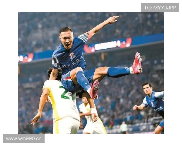 吴曦在申花近期表现稳健,中场作用持续提升 吴曦在申花近期表现稳健,中场作用持续提升